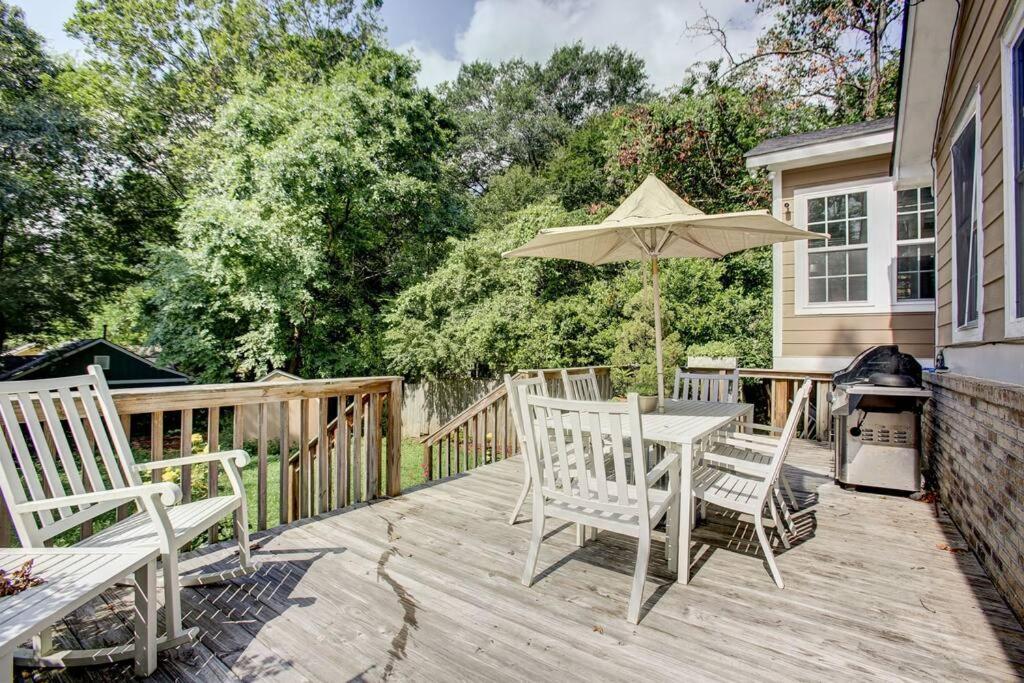 Sleeps16, Spacious Home, Close To Downtown, Beltline, And Walk To Restaurants, 75" Tv, 2 Person Jacuzzi, Ping Pong Atlanta Eksteriør bilde